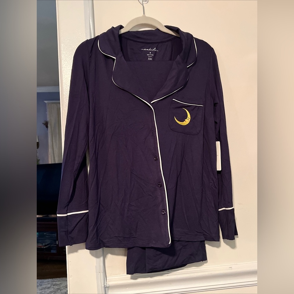Pajama set by Awhile. Never worn. Tags still on. Size Medium